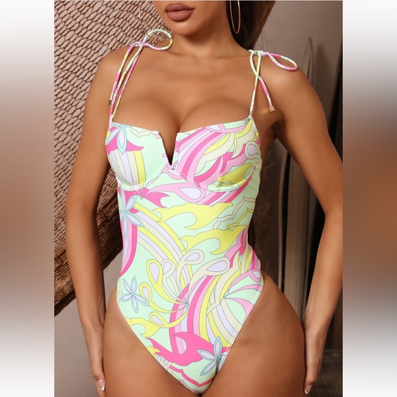 Relaxing This Summer Underwire One Piece Swimsuit - Mint/combo - Picture 2 of 5